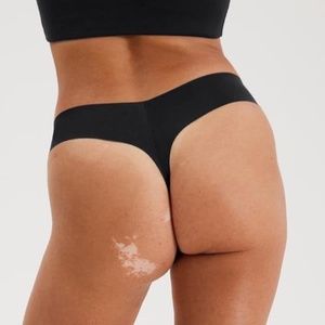 NWT XL Girlfriend Collective Recycled Black Seamless Thong Panty Underwear 2x